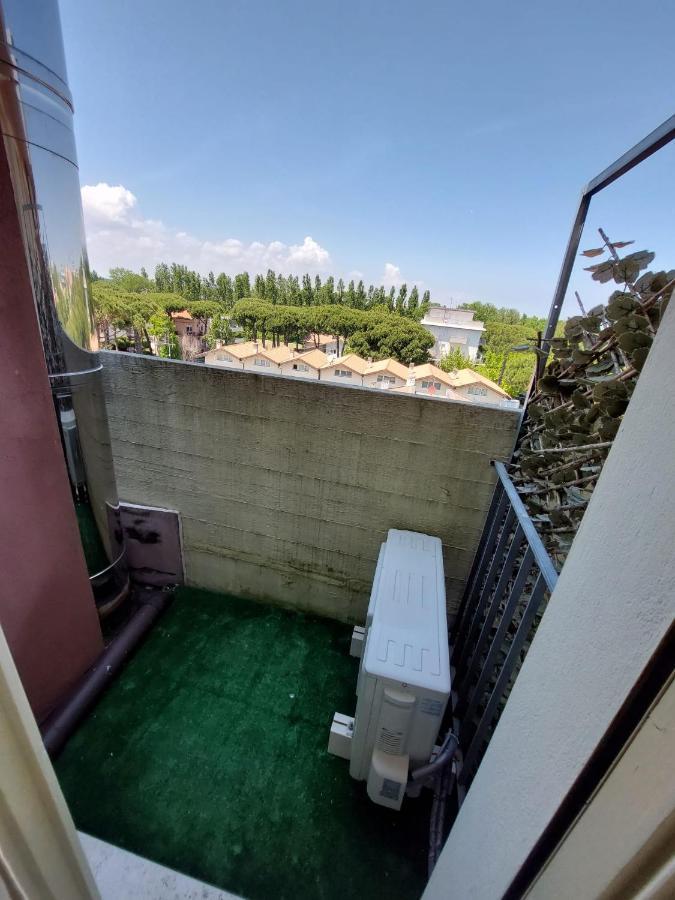 Hotel Zani Червия Екстериор снимка